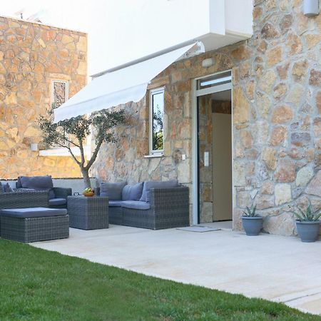 Villa Douglas - Private Pool, Bbq, 4Bdrms, View Pefkochori Exteriör bild