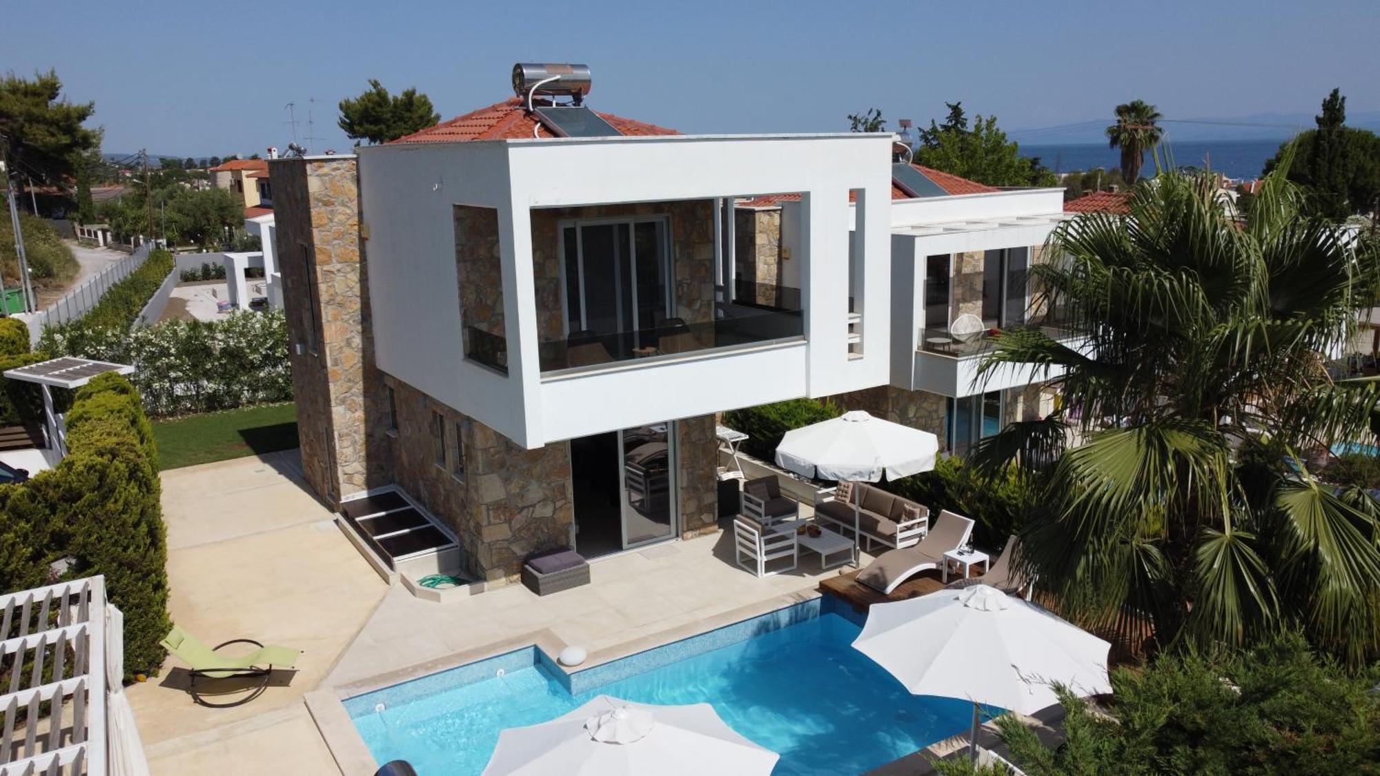 Villa Douglas - Private Pool, Bbq, 4Bdrms, View Pefkochori Exteriör bild