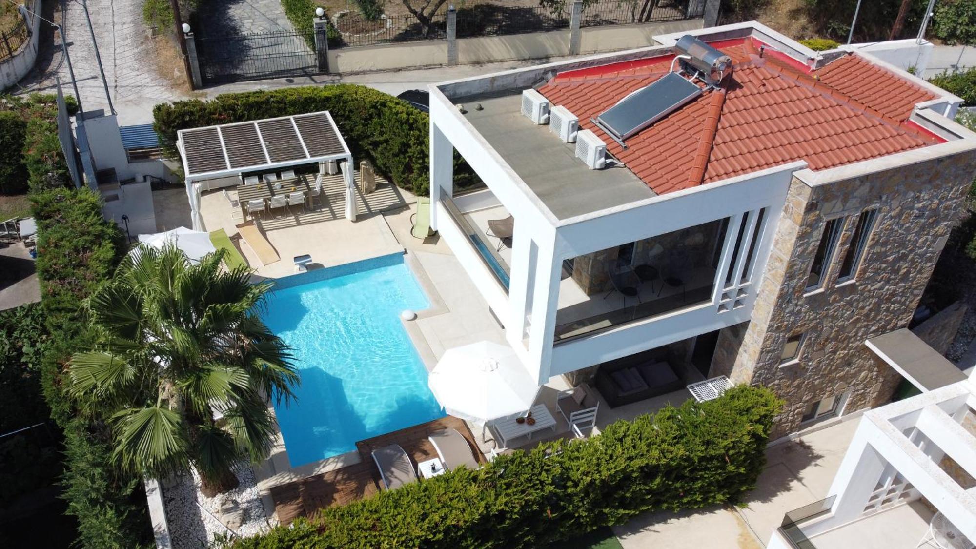 Villa Douglas - Private Pool, Bbq, 4Bdrms, View Pefkochori Exteriör bild