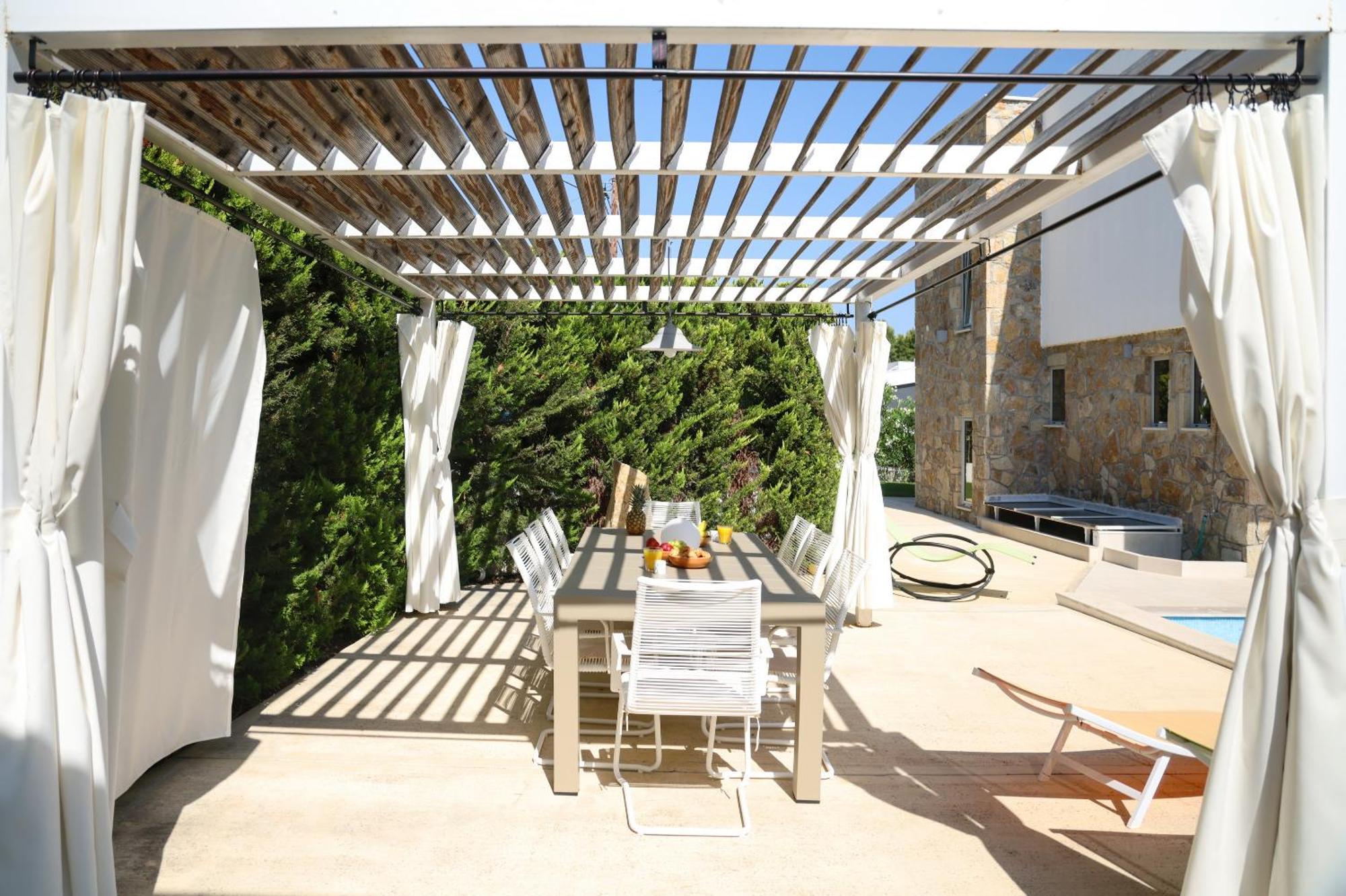 Villa Douglas - Private Pool, Bbq, 4Bdrms, View Pefkochori Exteriör bild
