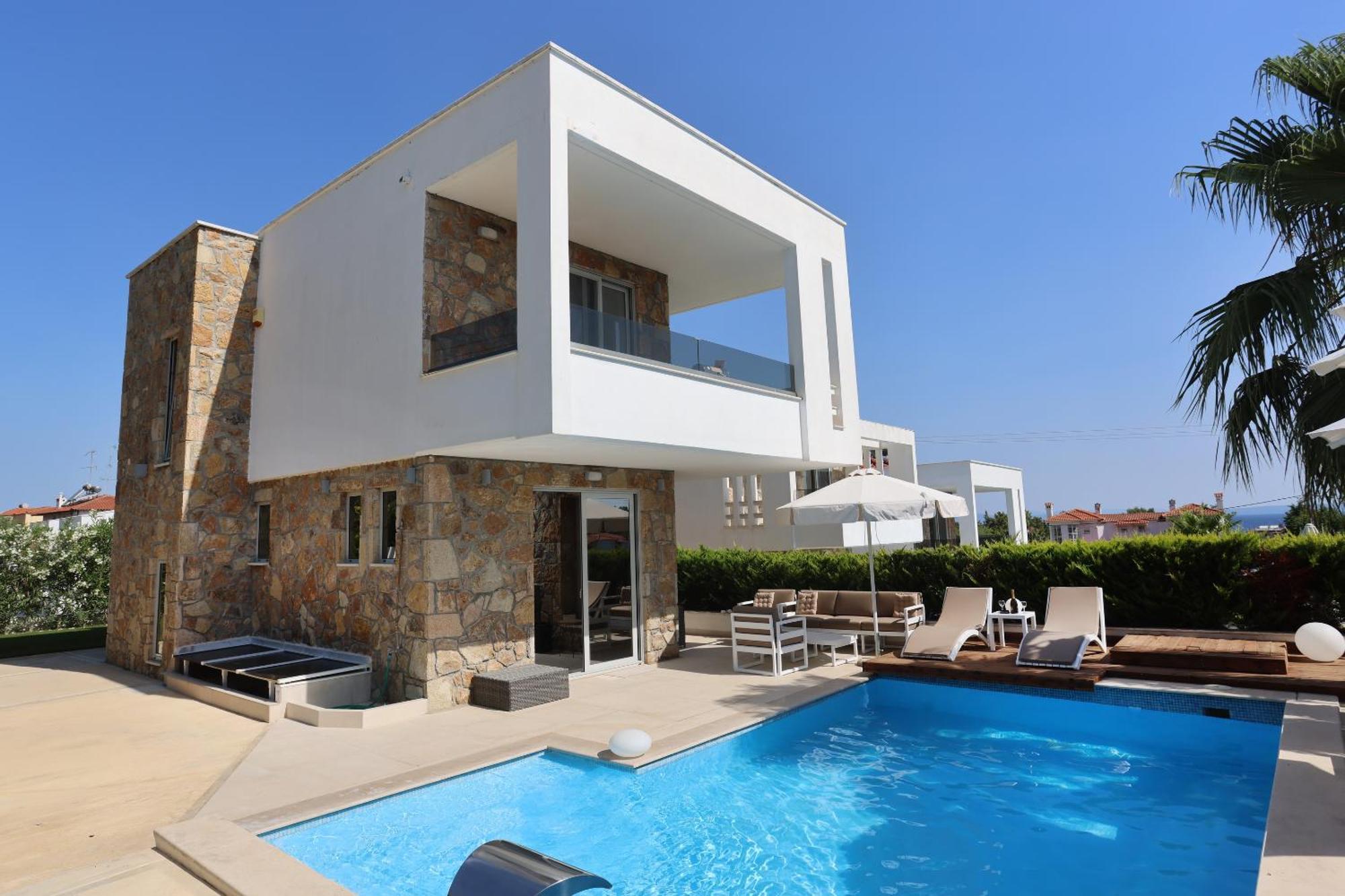 Villa Douglas - Private Pool, Bbq, 4Bdrms, View Pefkochori Exteriör bild