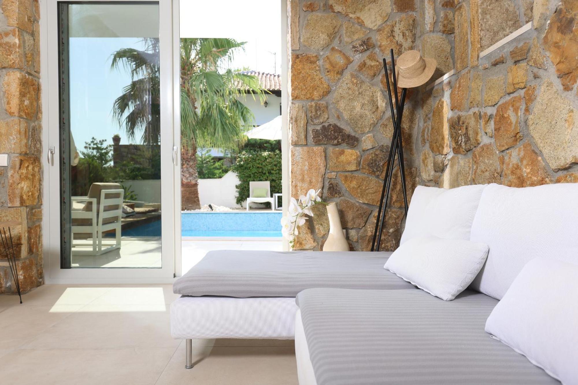 Villa Douglas - Private Pool, Bbq, 4Bdrms, View Pefkochori Exteriör bild