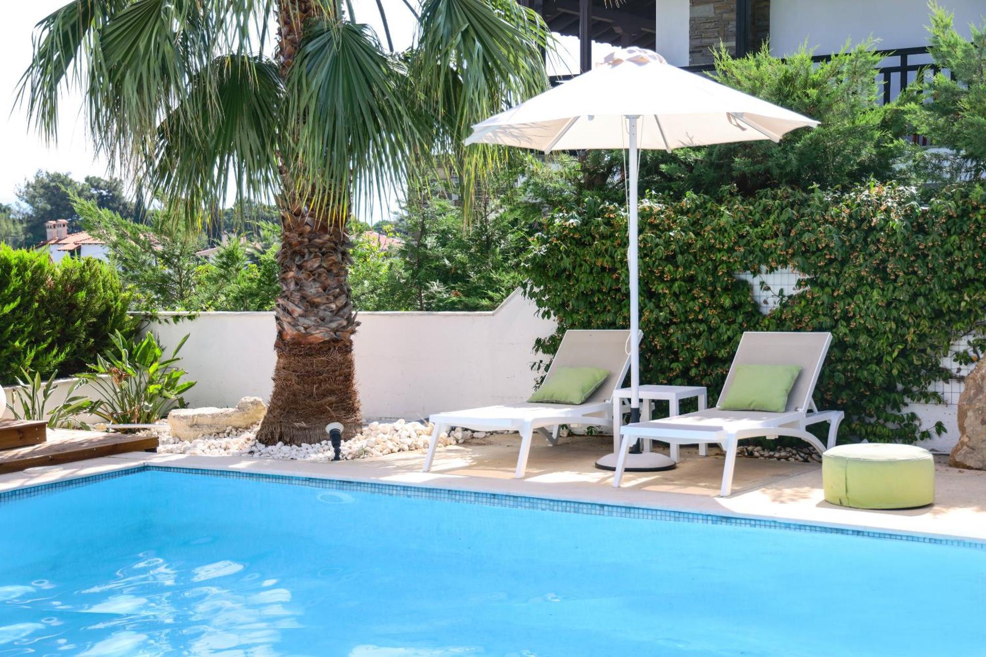 Villa Douglas - Private Pool, Bbq, 4Bdrms, View Pefkochori Exteriör bild