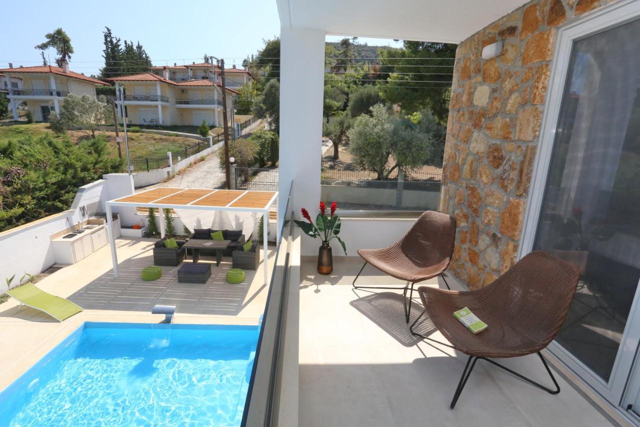 Villa Douglas - Private Pool, Bbq, 4Bdrms, View Pefkochori Exteriör bild